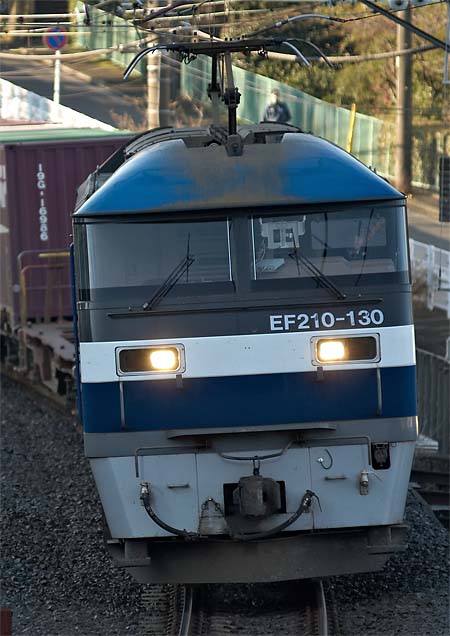 EF210_20120330_2.jpg