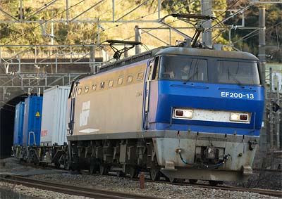 EF200_13_20110308.jpg