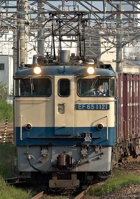 EF65 1000番台末期の頃 新鶴見にて: 鉄道写真とカメラ日記